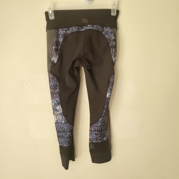 Calia Black Geometric Capri Length Workout Athletic Legging Capris Size … - Picture 2 of 6